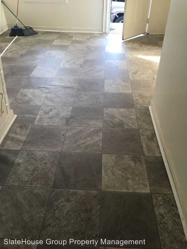 337 Locust St - Photo 2 of 11