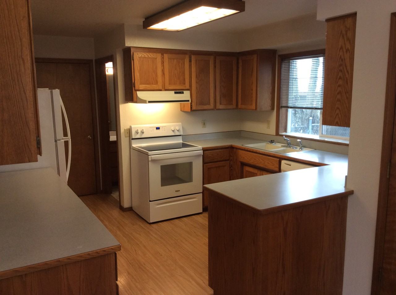 2186 Nw North Hill Dr - Photo 2 of 6