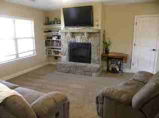 40 Winter Hawk Dr - Photo 2 of 24