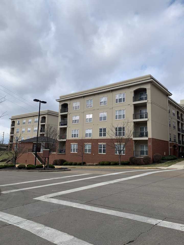 1251 Strassner Dr #2206