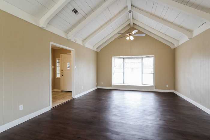 6002 Raza Road - Photo 3 of 15