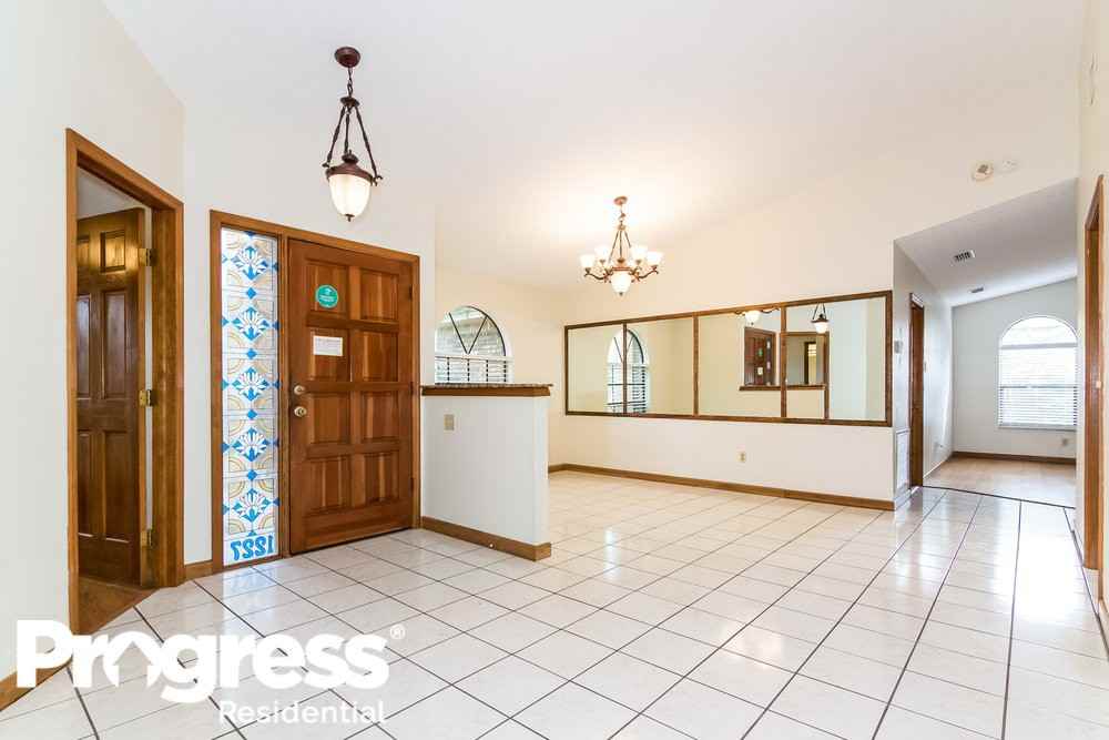 1227 Acanthus Ave - Photo 3 of 16