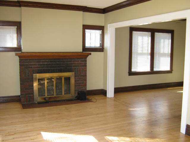 4301 Regent St - Photo 2 of 10