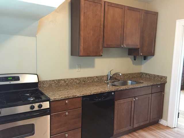 4301 Regent St - Photo 3 of 10