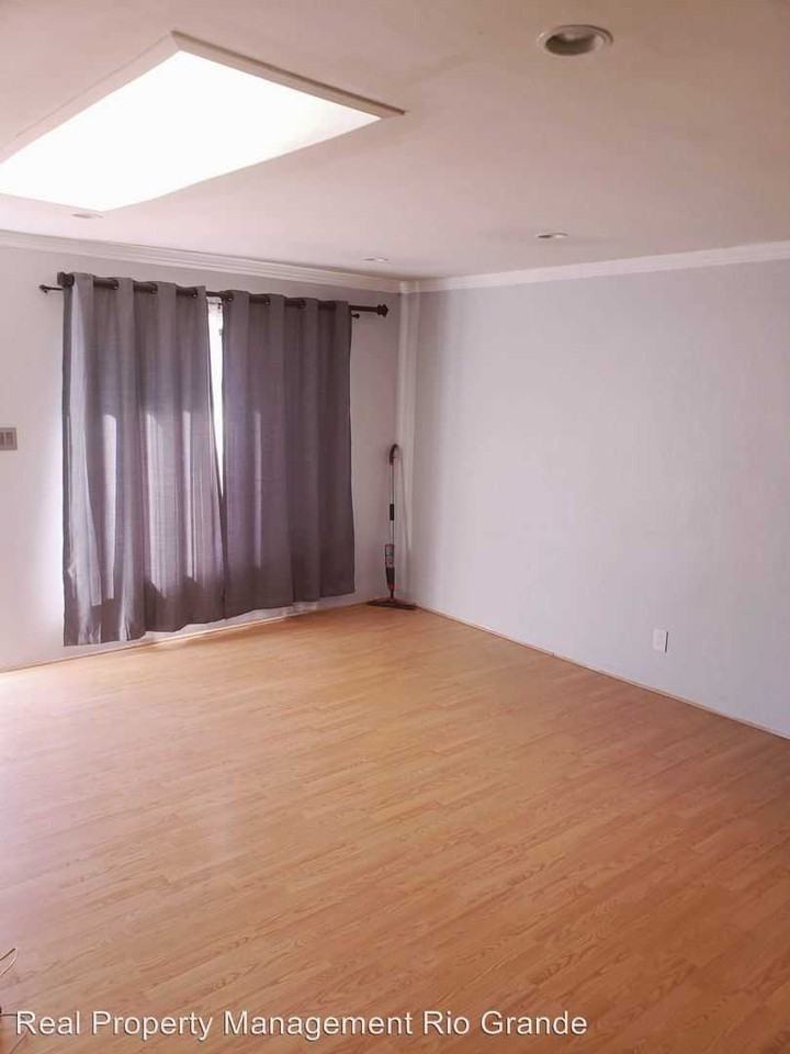 2619 General Marshall St Ne - Photo 2 of 10