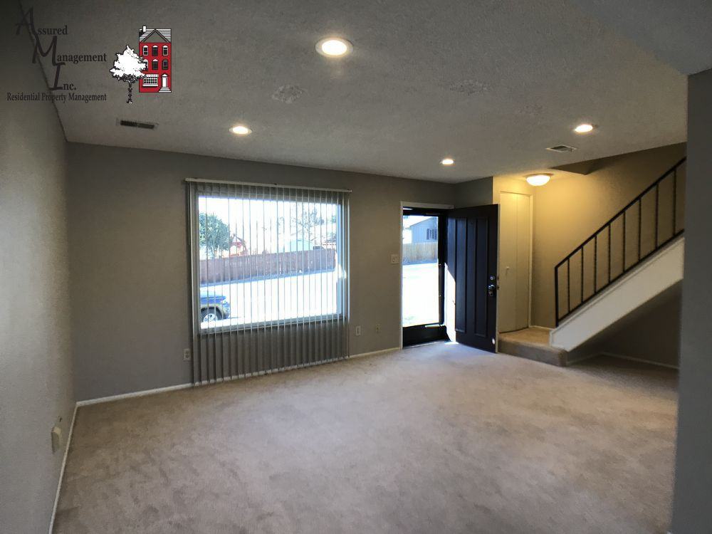 414 South Carr Street - Photo 2 of 18