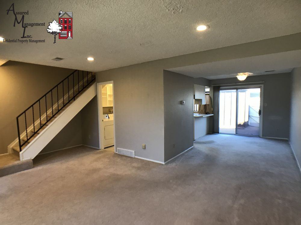 414 South Carr Street - Photo 3 of 18