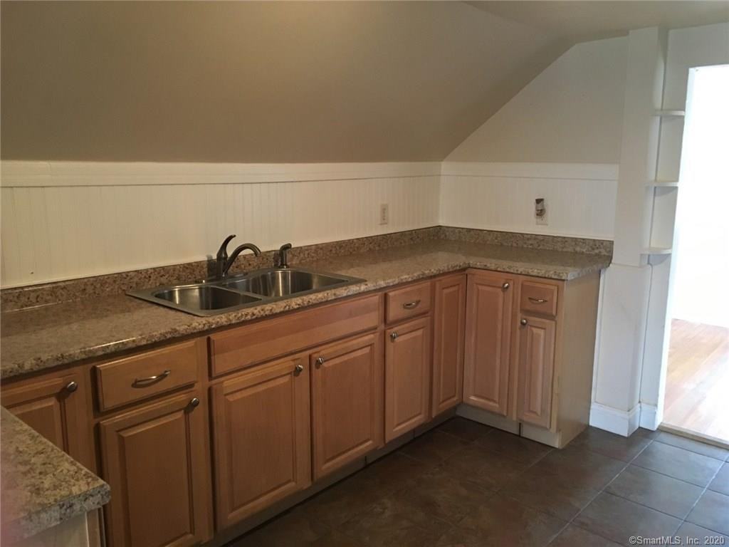 380 Kelsey Avenue Unit 3 - Photo 2 of 6