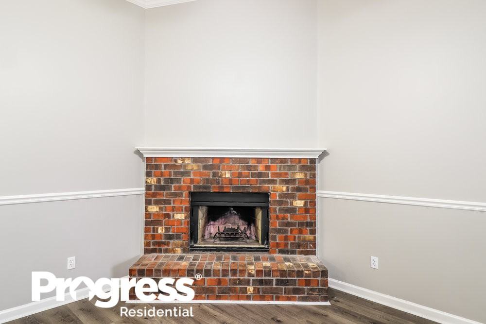 7112 Peppermill Ln - Photo 3 of 16