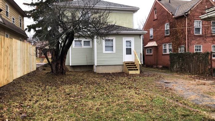 1930 Emerson Avenue - Photo 3 of 23