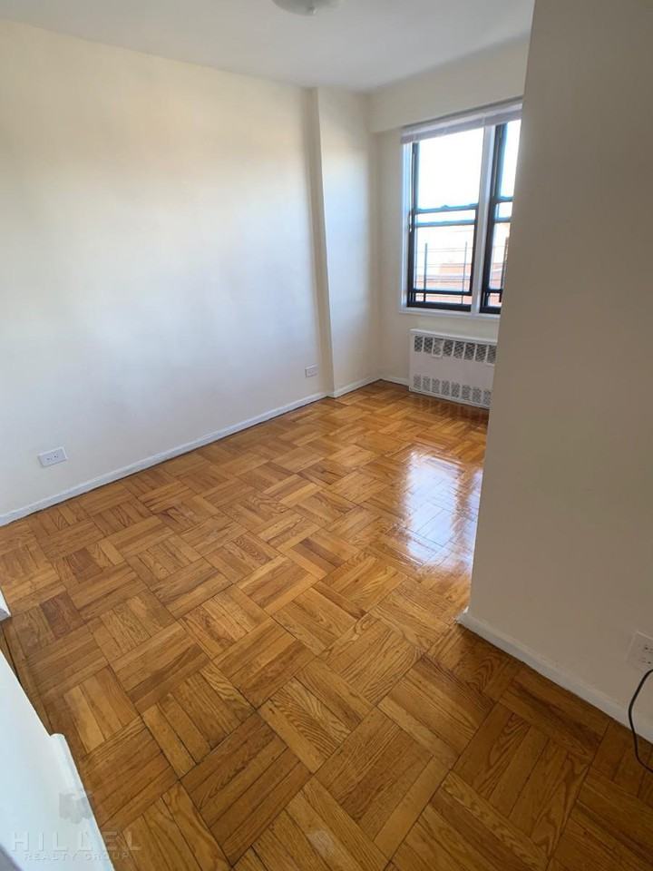 9801 98-01 67th Ave. #9L