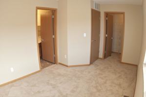 featured image of 1540 Abraham Pkwy #4