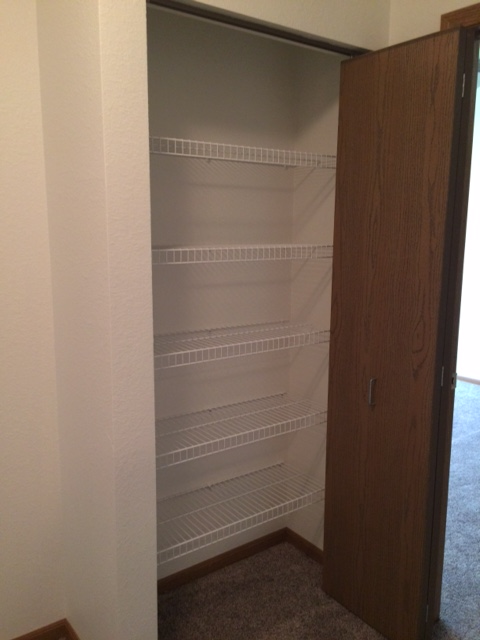 Huron Pheasant Run Apartments - Photo 5 of 20