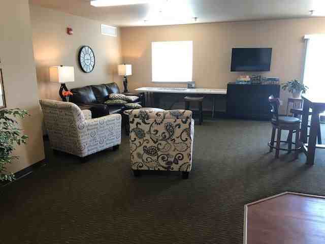 Watford McKenzie Village Apartments - Photo 4 of 12