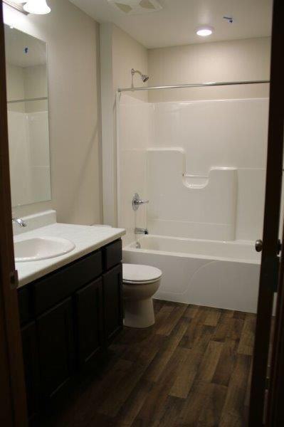 Vermillion Madison Park Apartments 315 N Norbeck St, Vermillion, SD