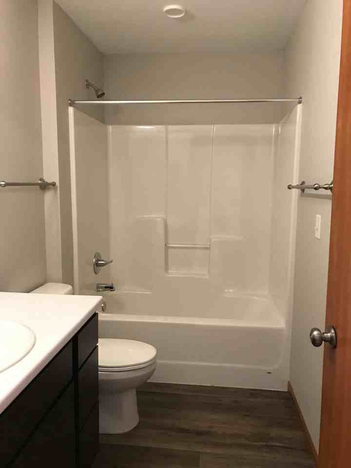 1876 17th Ave N #21 - Photo 5 of 20