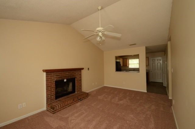 122 Creekview Drive - Photo 2 of 9