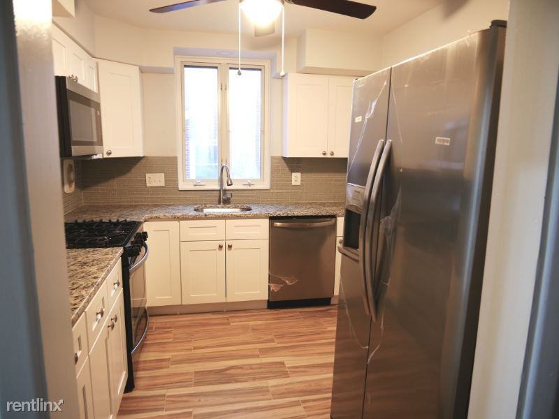 1904 Garrett Road B - Photo 3 of 9