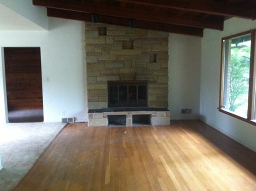 1230 Meadowlane Dr SE - Photo 2 of 9