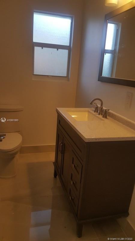 6810 Southwest 70th Avenue - Photo 2 of 11