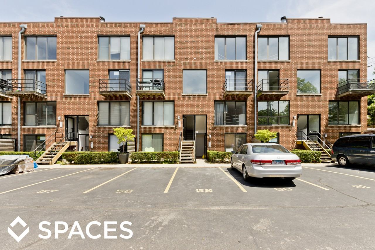 944-54 W Grace Apartments - Photo 2 of 25