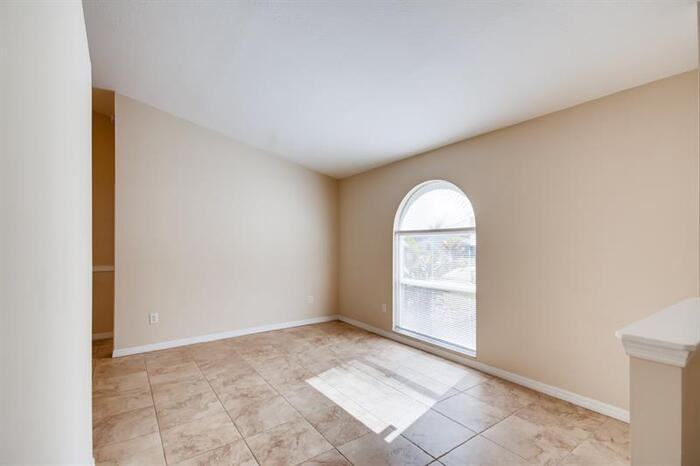 9719 Glenpointe Drive - Photo 2 of 17