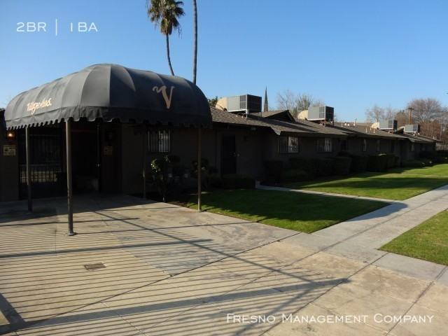 4947 N Harrison Ave - Photo 2 of 18