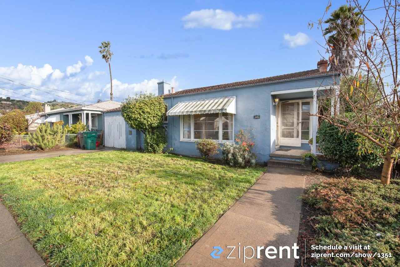 1576 140th Ave - Photo 2 of 18