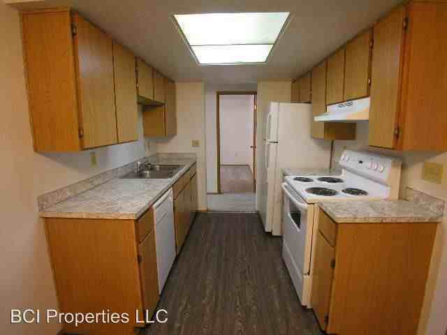 105 E. 96th St - Photo 3 of 5