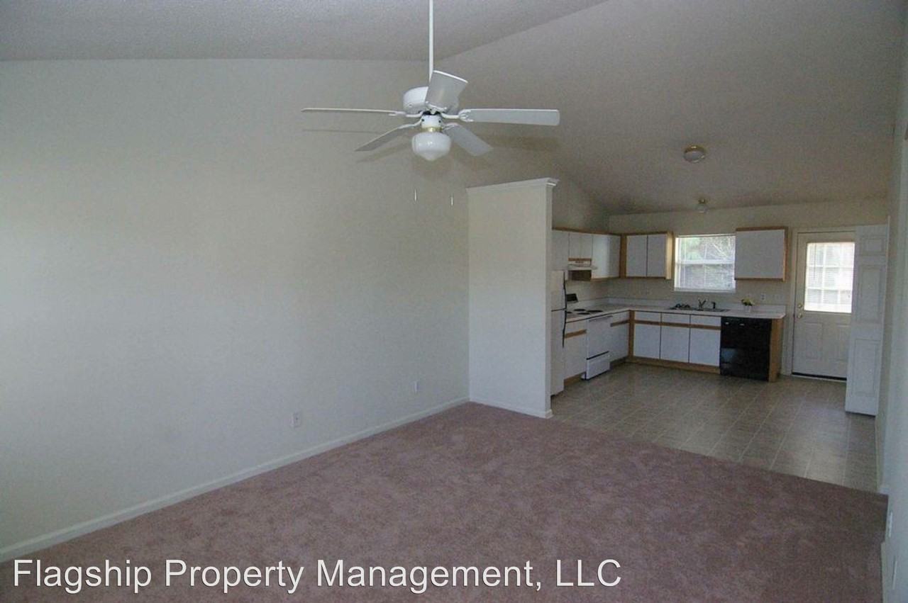1405 Angels End - Photo 2 of 6