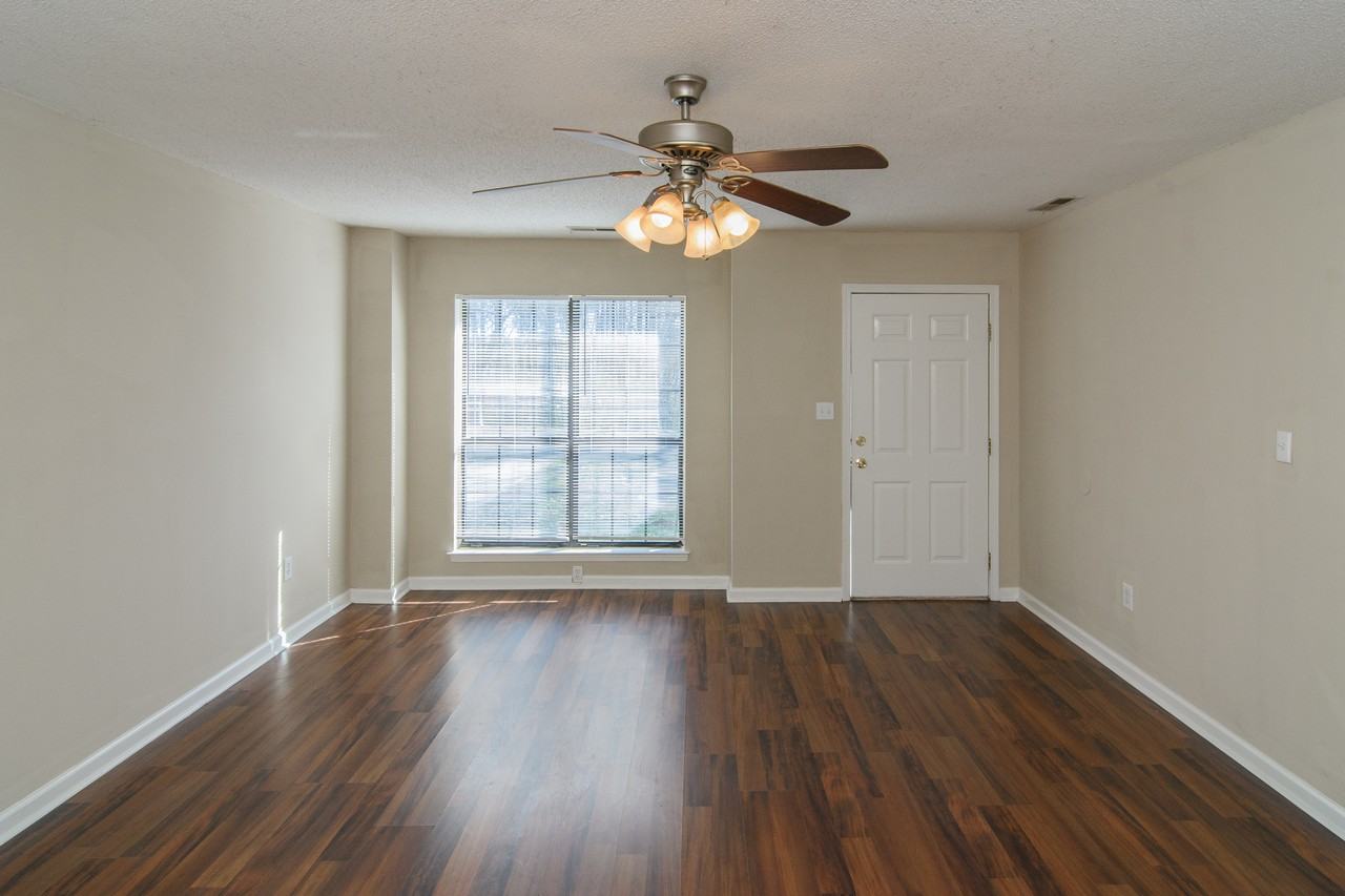 8048 River Bend Rd - Photo 3 of 23