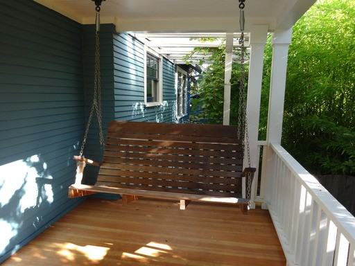 1026 NE 61st St - Photo 2 of 11