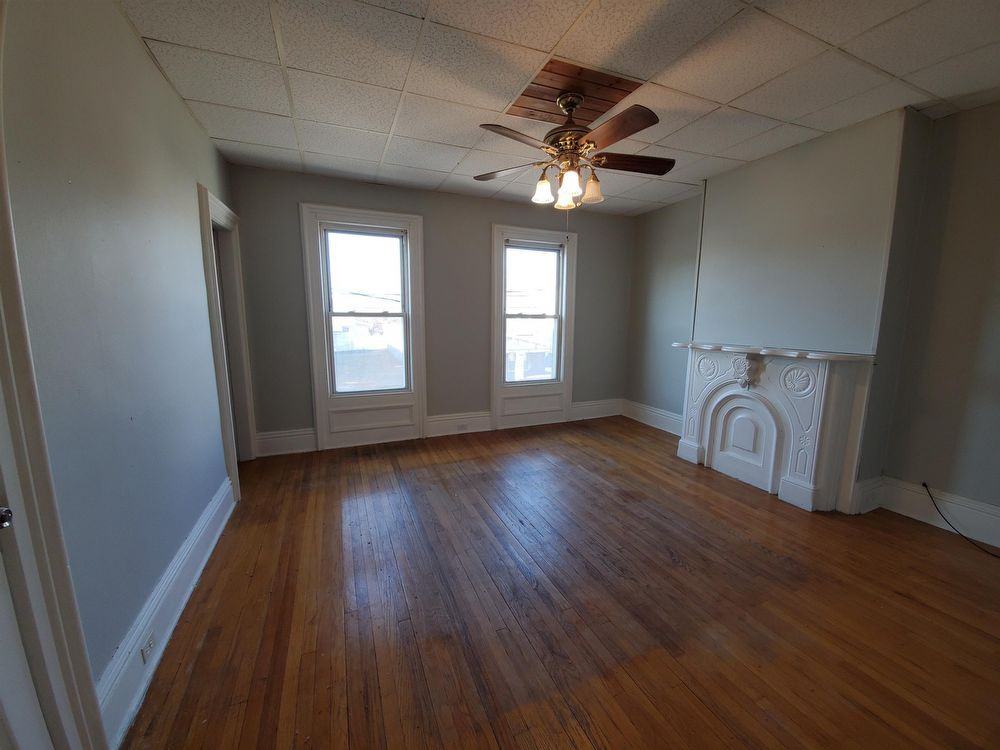 43 High Street - 2 - Photo 2 of 17