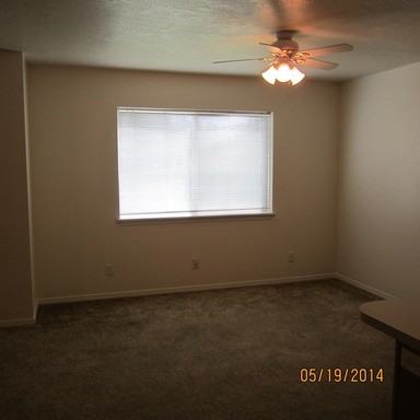 1135 E Chamberlain Ave - Photo 3 of 15