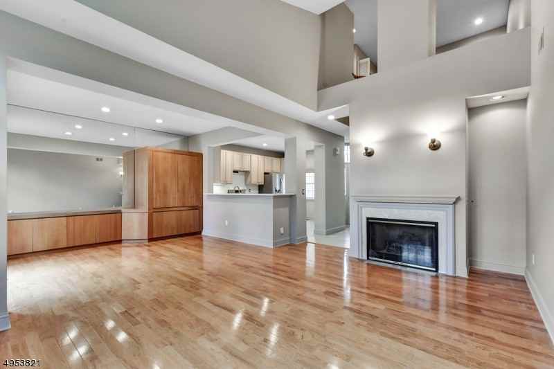 24 Clements Ct - Photo 2 of 24