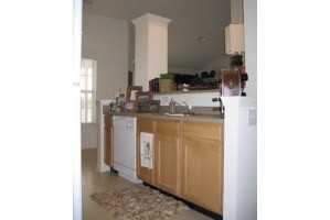 Lakeshore Apartment Homes - Photo 3 of 18