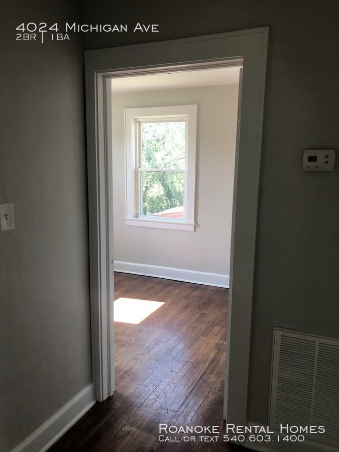 4024 Michigan Ave - Photo 3 of 5