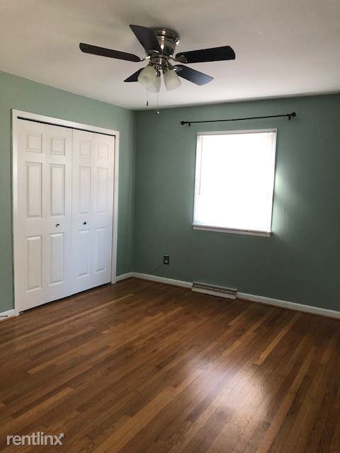 3016 Shady Lawn Dr - Photo 3 of 9