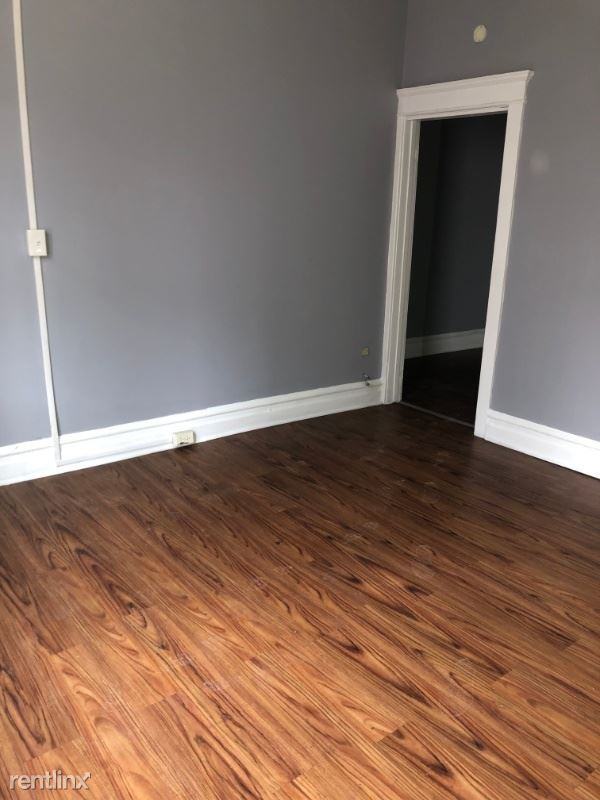 418 N 7th St 1 - Photo 3 of 11