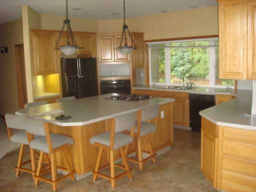 2126 SW Willow Pkwy - Photo 2 of 11