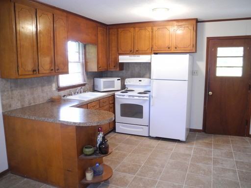 5657 State Rd 1612 - Photo 3 of 6