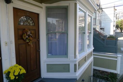 725 Elizabeth St - Photo 2 of 22