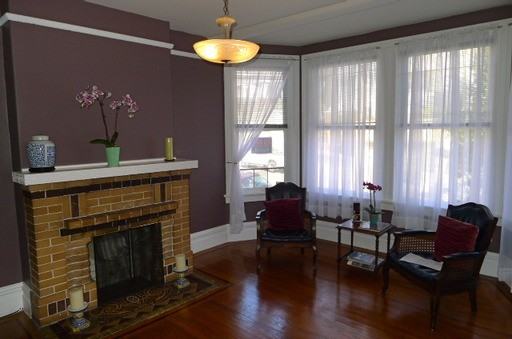 725 Elizabeth St - Photo 3 of 22