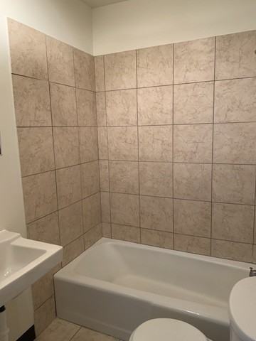 1038 5th Ave #2B - Photo 2 of 4