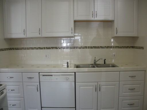 5037 60th St - Photo 2 of 6