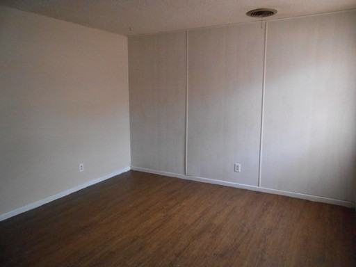 5374 Alamo Dr - Photo 3 of 9