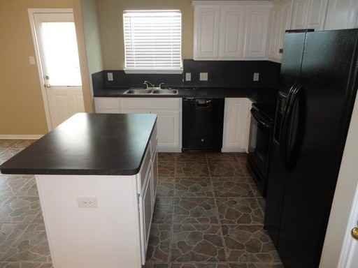 9103 Mackerel Dr - Photo 3 of 17