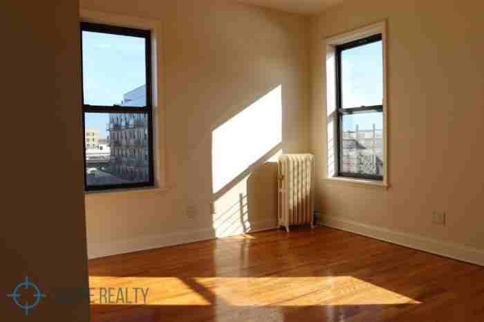 37 Bay 26th St. - Photo 3 of 6