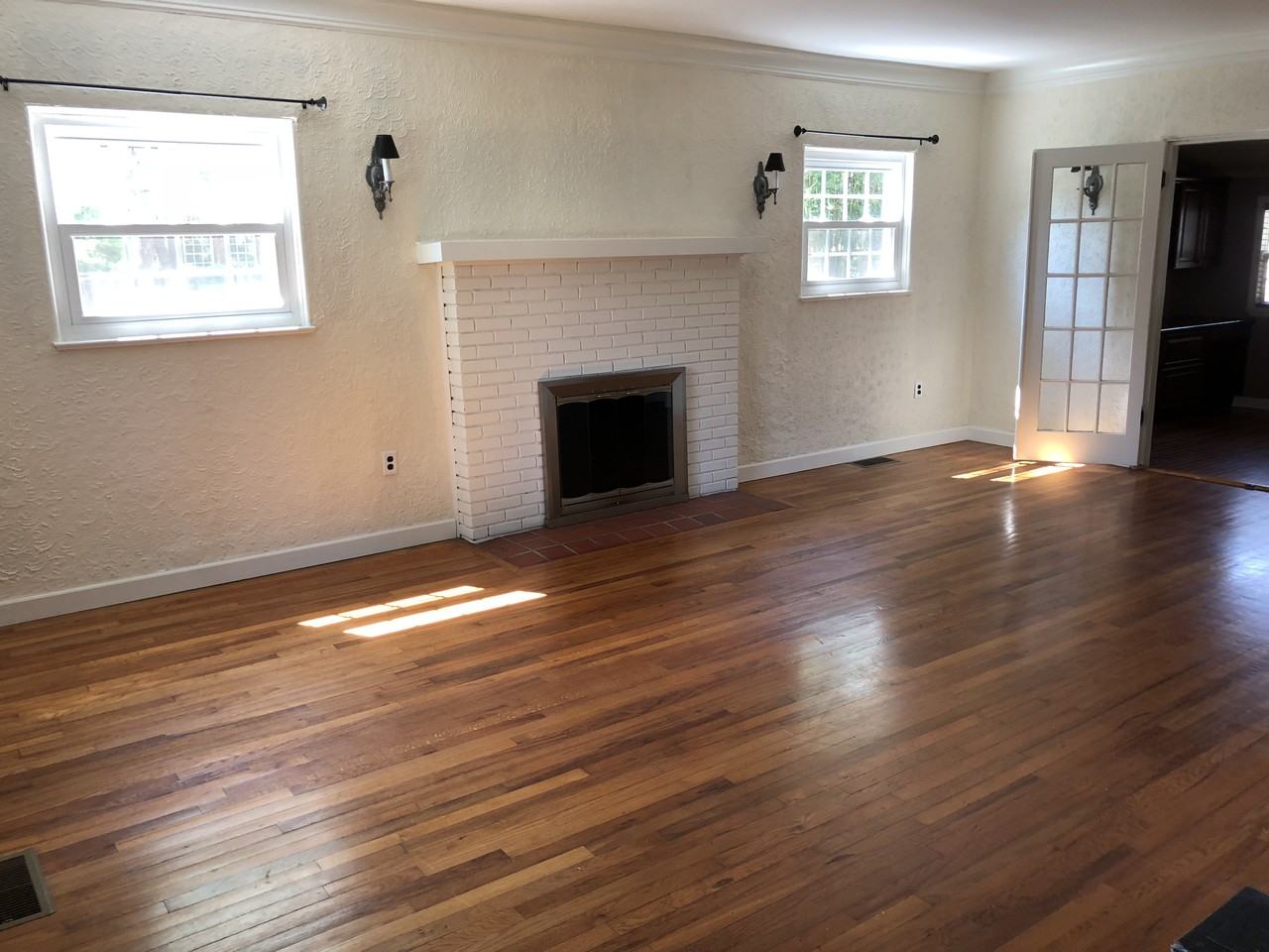 2934 Princeton Ave - Photo 3 of 37