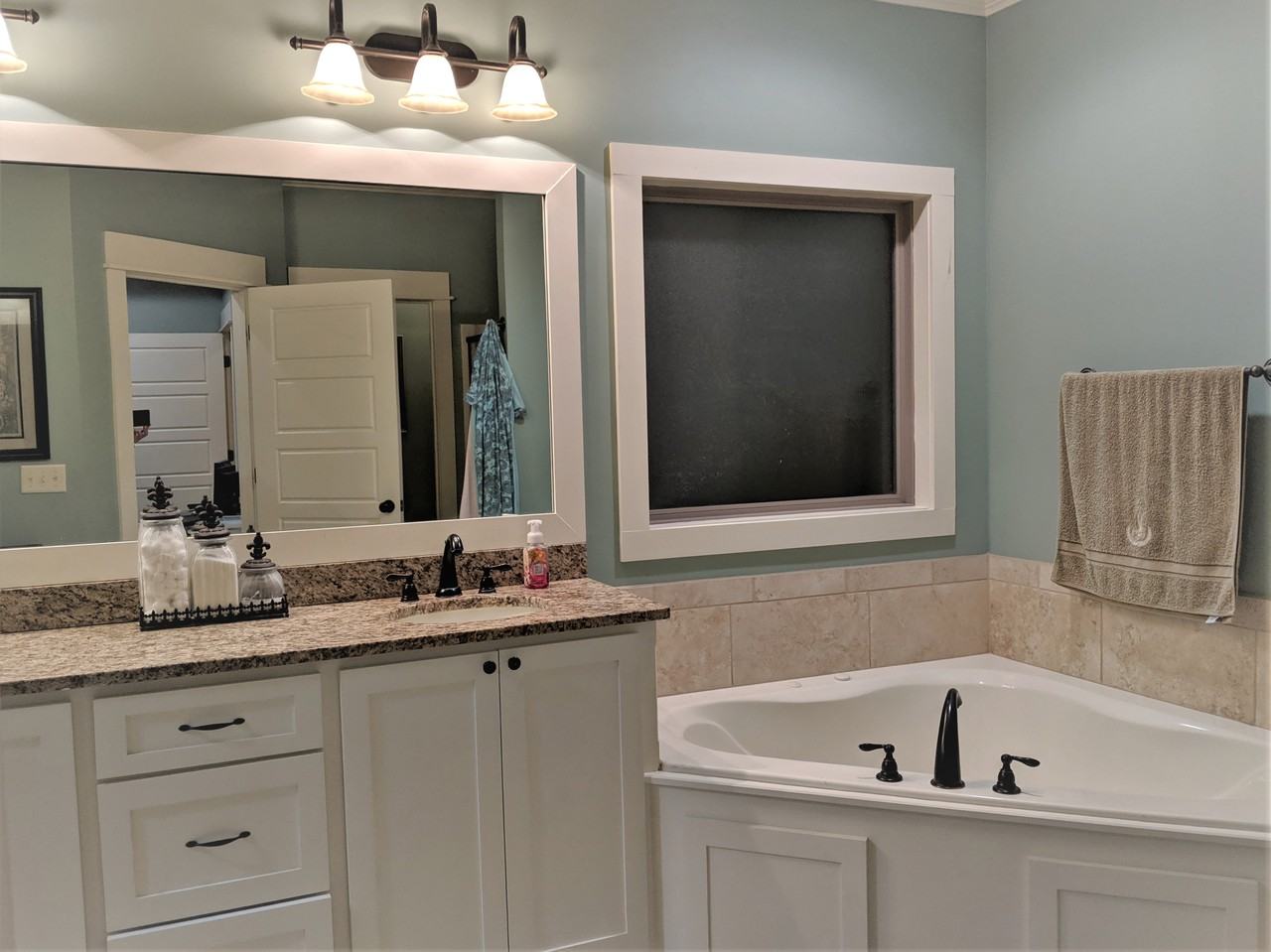 19 W Sycamore - Photo 3 of 22